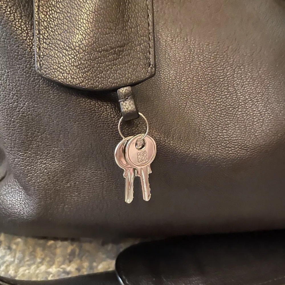 LOEWE Grain Leather Boston Bag - GREAT Condition! - Picture 6 of 13